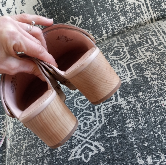 J. Crew Convertable Leather Clogs Luxury Camel/Blush Pink 7US - Picture 9 of 13